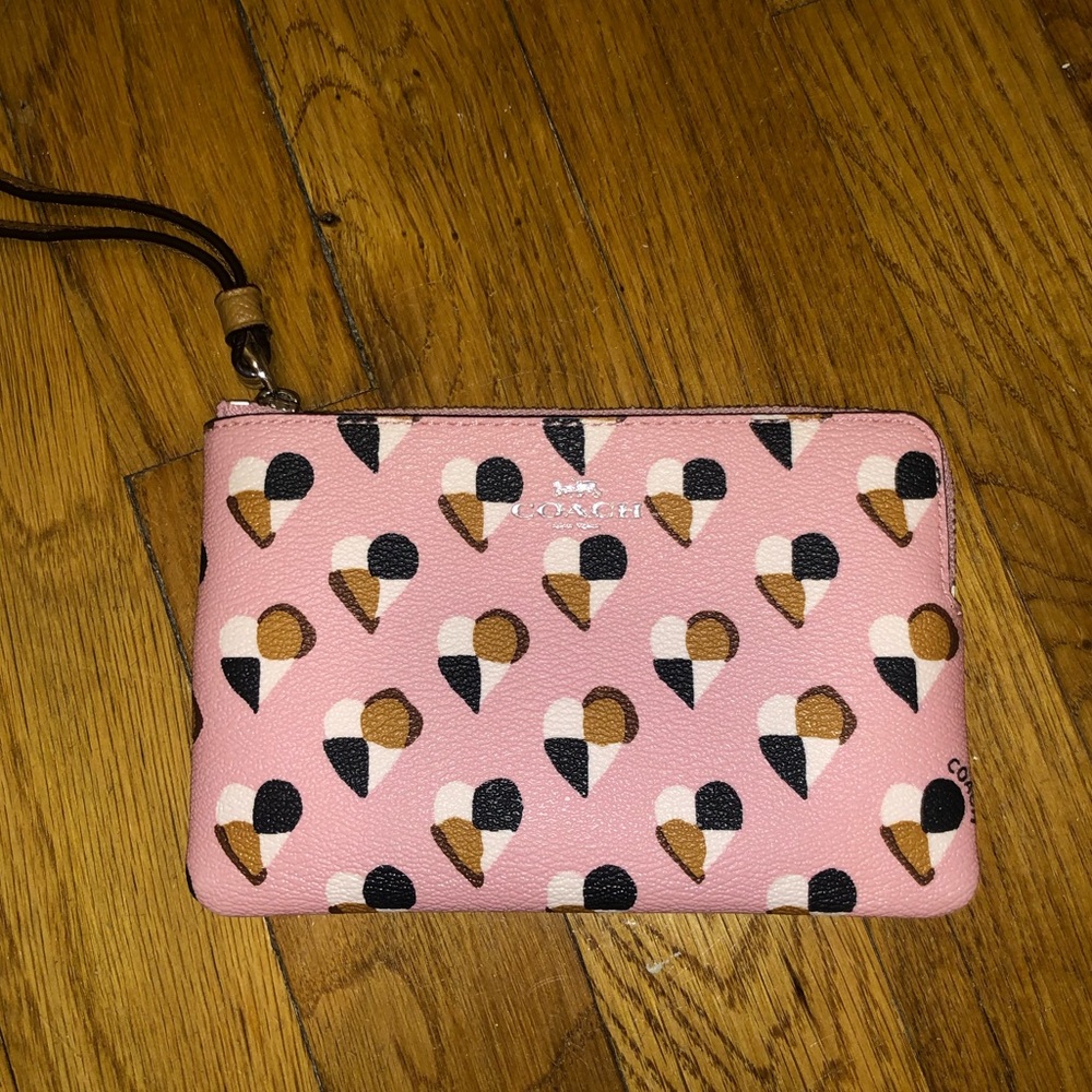 Coach Wristlet NEVER USED